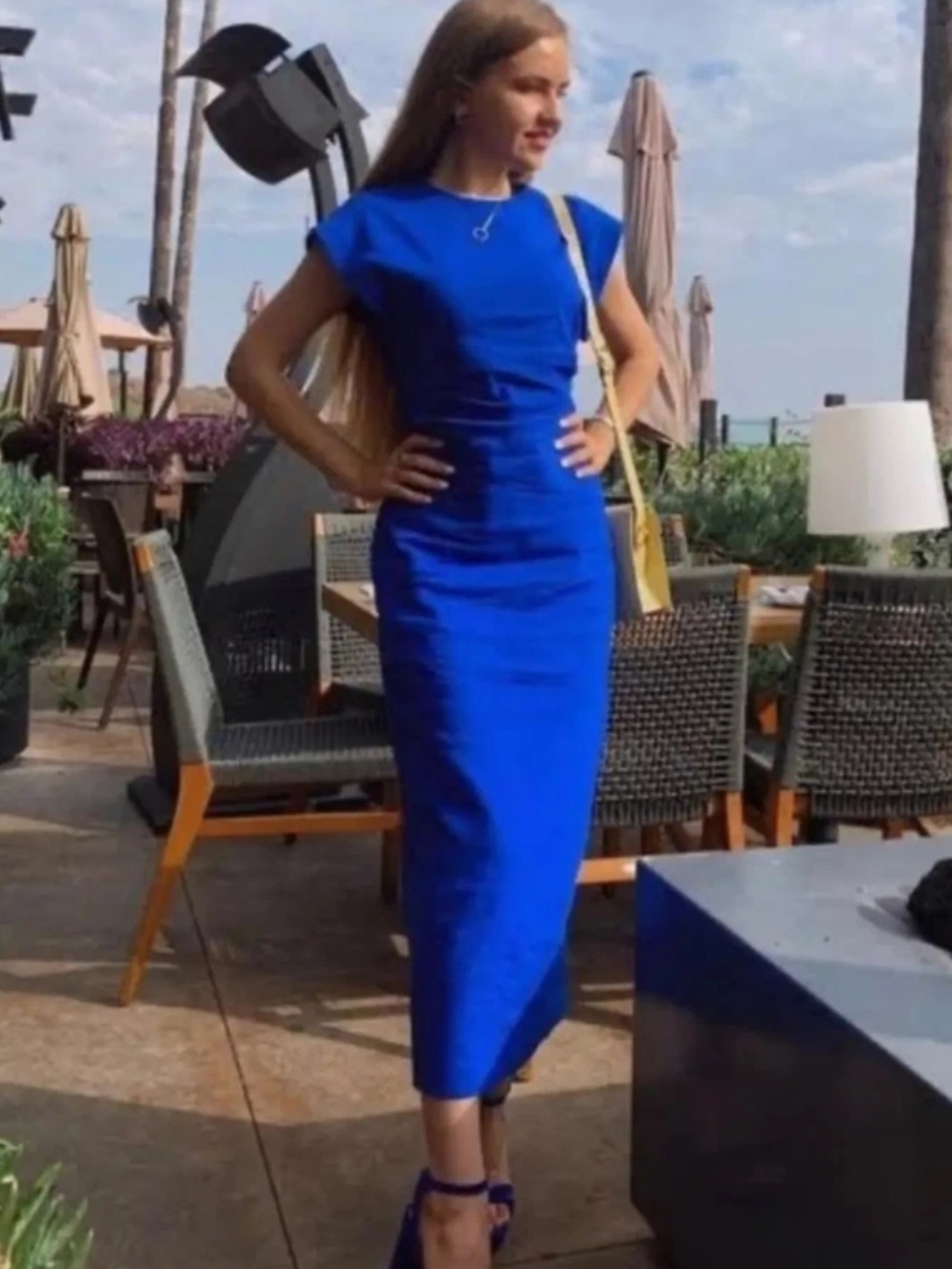 Elegant Royal Blue Cap-Sleeve Midi Dress ZARA XL